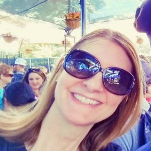 Meet your Posher, Dawn